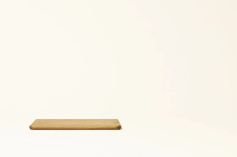 Form & Refine Cross cutting board, medium