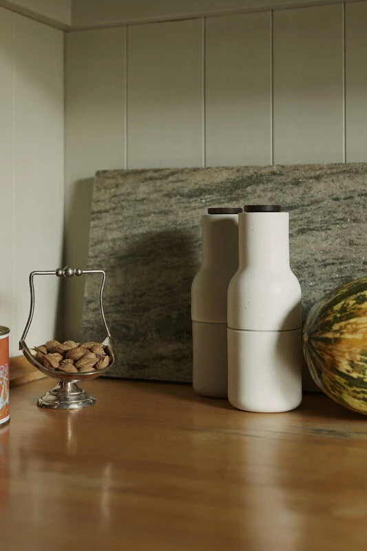 MENU Bottle Grinder 2 pcs, ceramic, sand - walnut